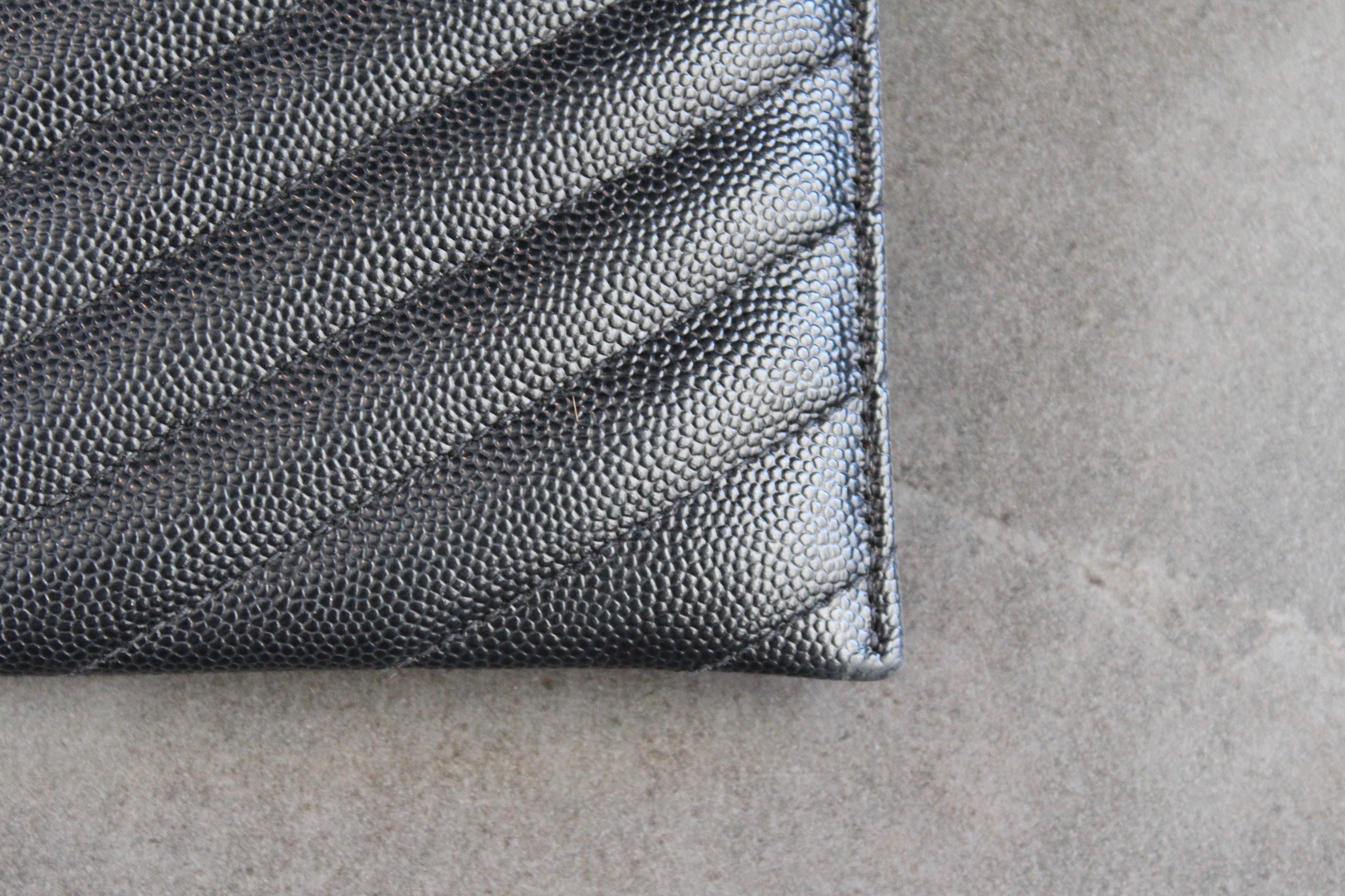 MONOGRAM BILL POUCH IN GRAIN DE POUDRE EMBOSSED LEATHER