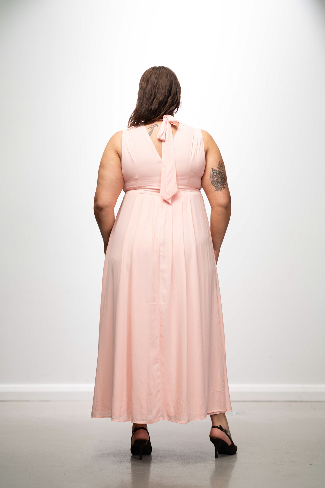 Pink Halter-Tie Maxi Dress