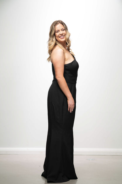 Pippy Black One Shoulder Gown