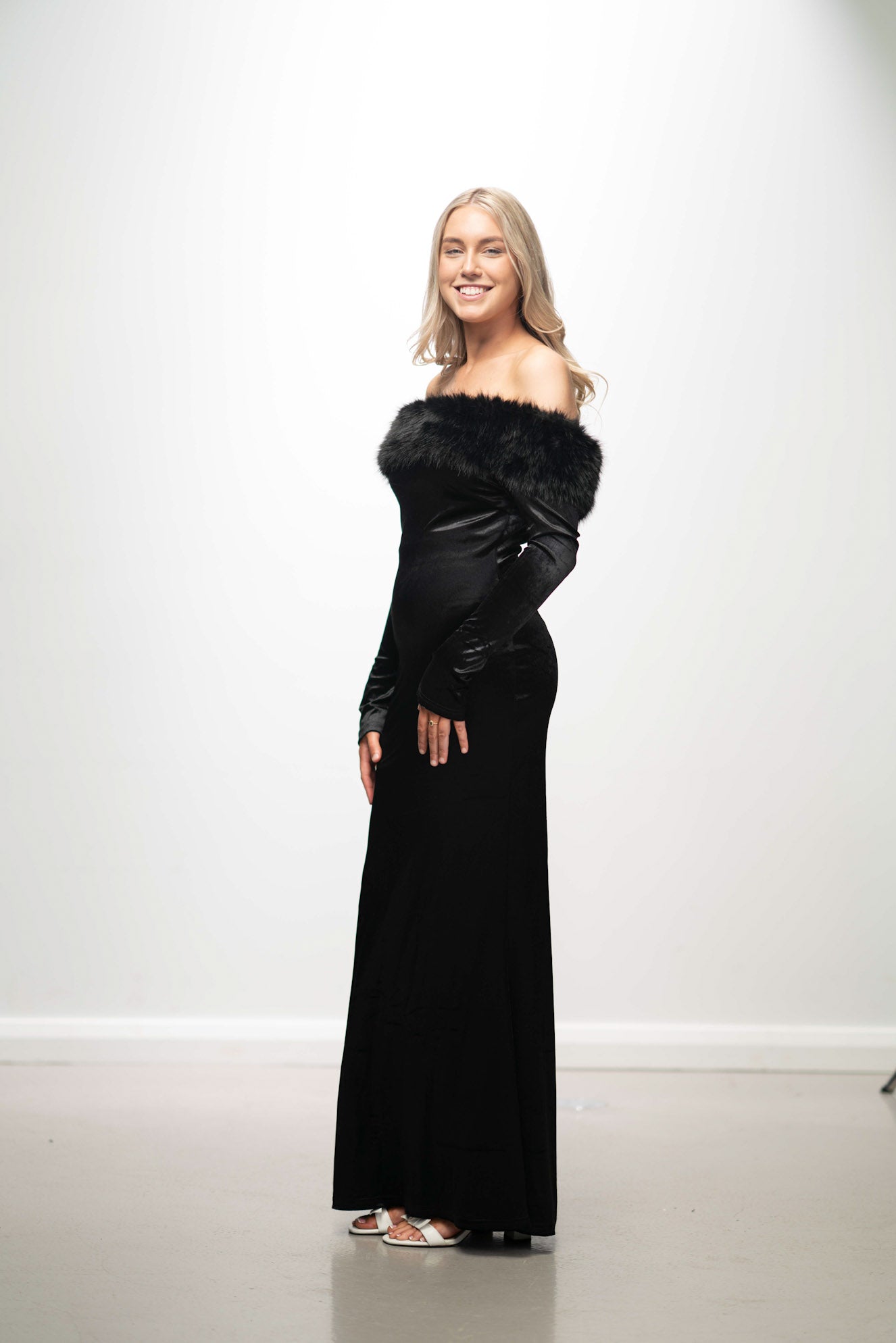 Cruella Velvet Maxi