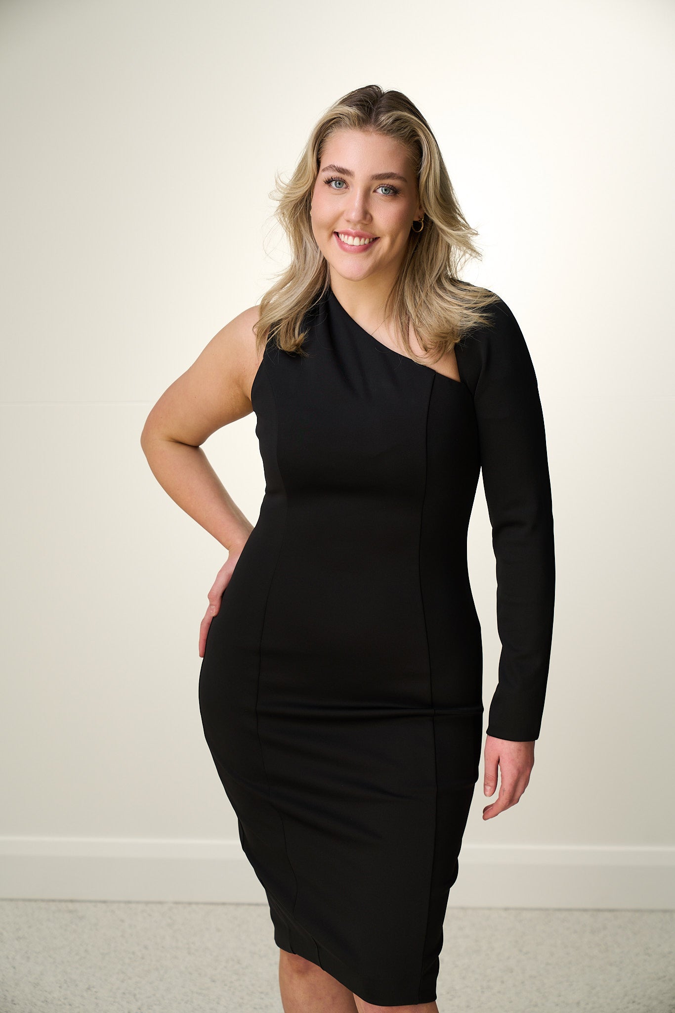 MISHA BERADONNA ONE-SLEEVE