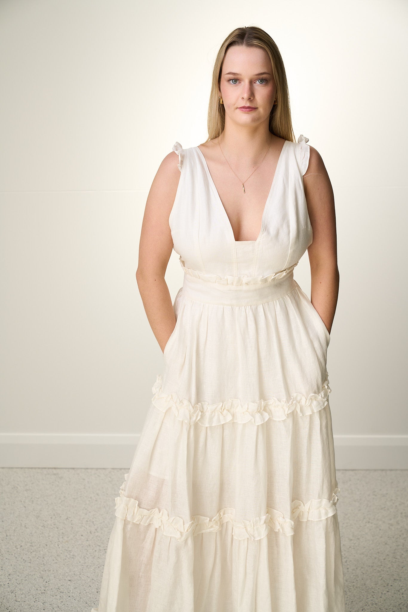 LINEN RUFFLE DRESS