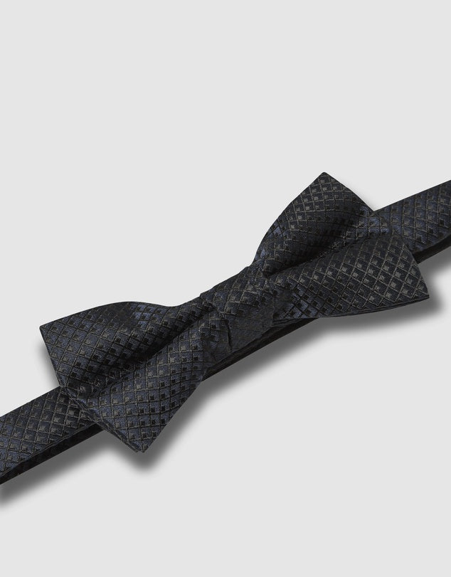 CUBE BOW TIE